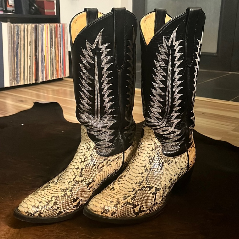 Cowtown boots